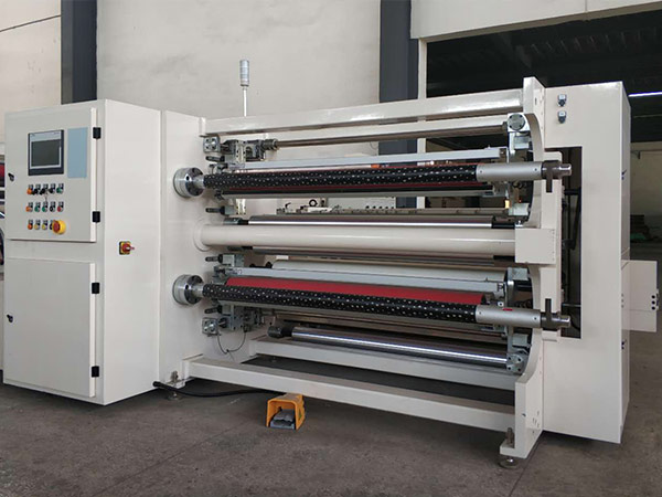 干法鋰電池專(zhuān)用分切機(jī)